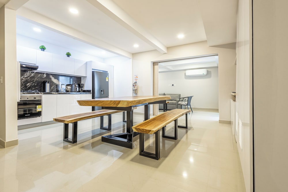 Casa Vargas 6-77 By SoHo