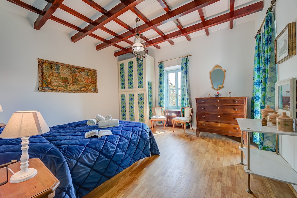 Charming Villa I Tre Archi view 3