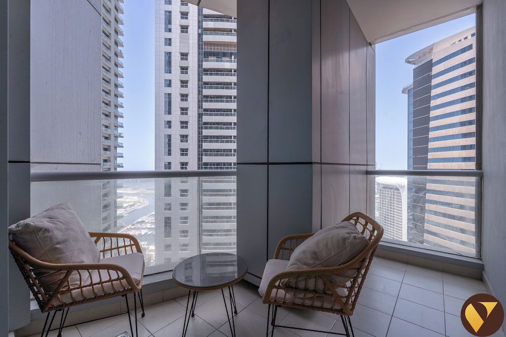 Marina Torch 45th Floor Sea Skyline View
