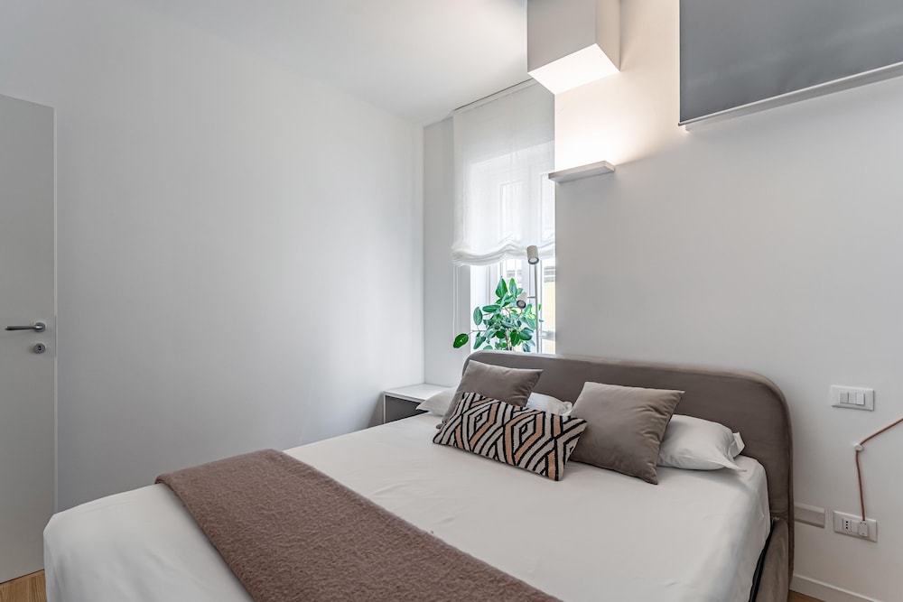 Milano Apartments S.Agostino