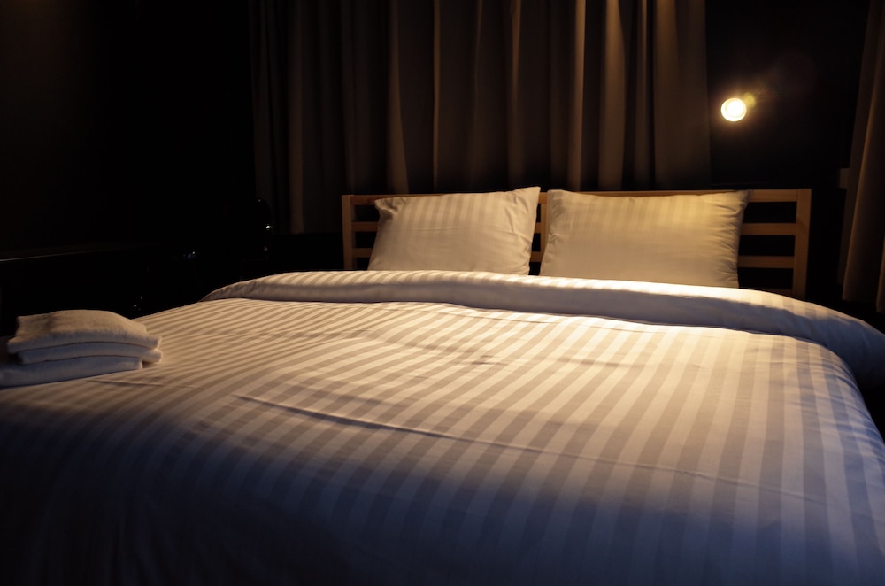 C40Winks Hostel