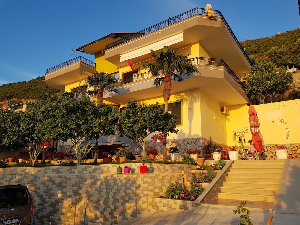 Villa Meminaj Vlore, Sea View and Garden, Vlore