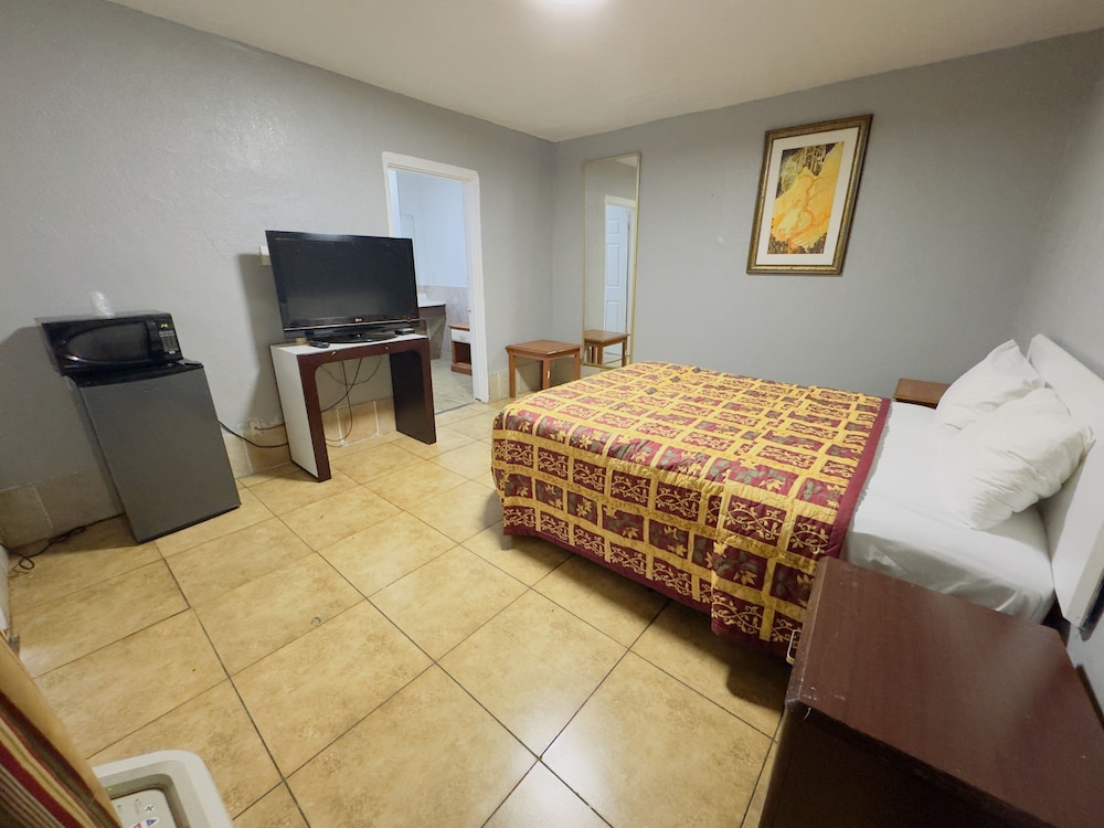 Parklane Motel