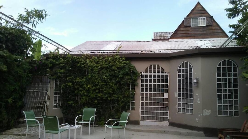 Le Creole Hideaway - hotel in 4 Route de Breman 1, Jacmel