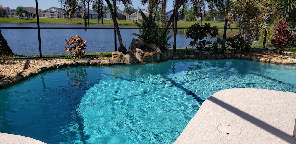 1031 3 Bedroom Pool Home, Eagle Pointe Kissimmee - Image 2