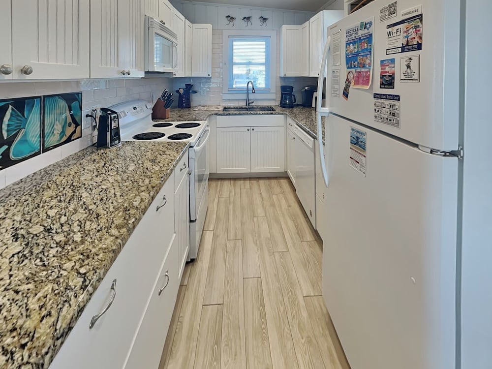 Mamaw's Spot by Topsail Realty