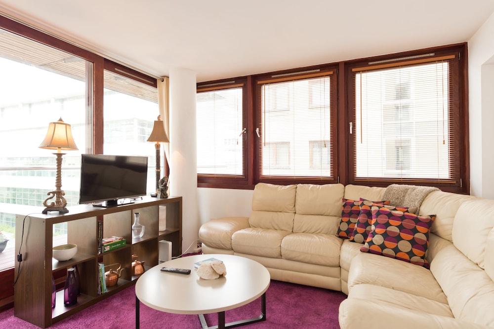 Birch at Clarion Quay