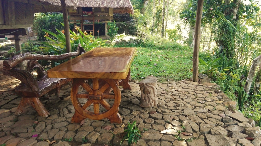 Native Village Inn