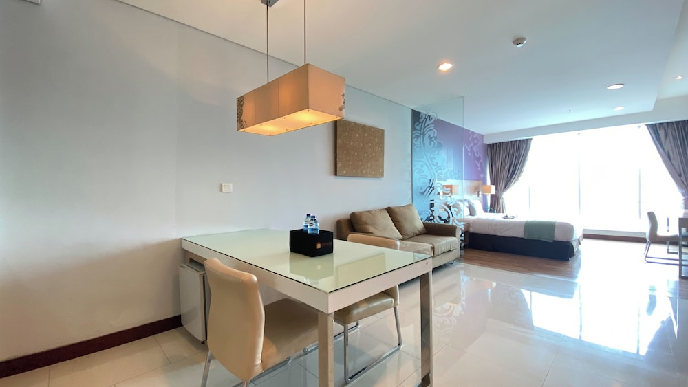 Cozy Studio Apartment at The H Tower Citadines Rasuna Jakarta