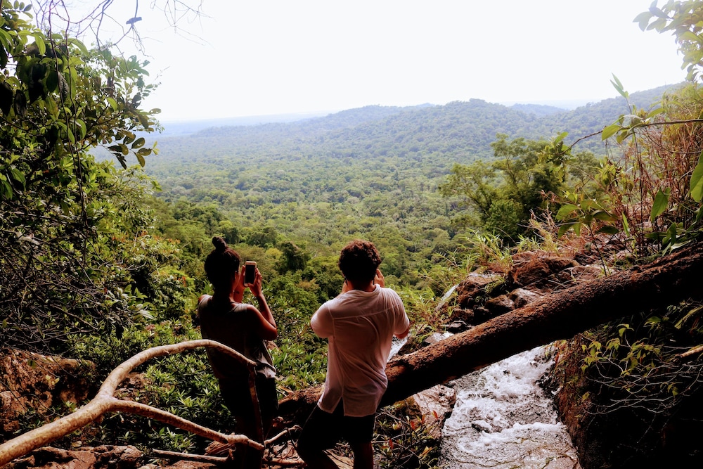 Palmento Grove Eco Cultural & Fishing Lodge