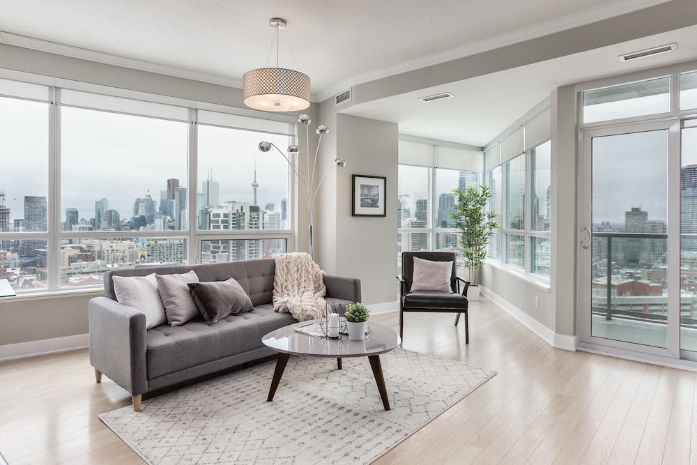 QuickStay - Modern 2-Bedroom Condo, Panoramic City Views-2