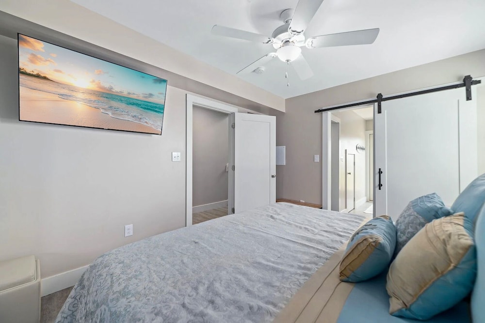 Pipedreams 333 E 4 Bedroom Home