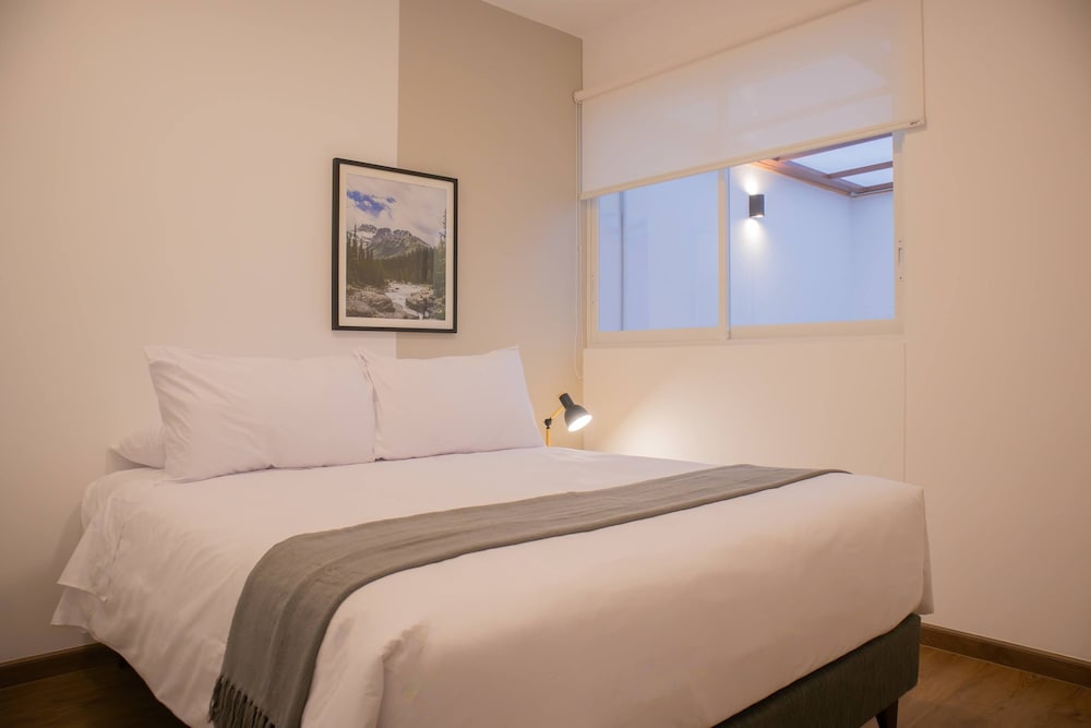 w Chic 2BR w Indoor Terrace in Miraflores