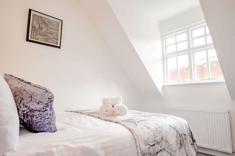 Host Stay New Street Dwelling
