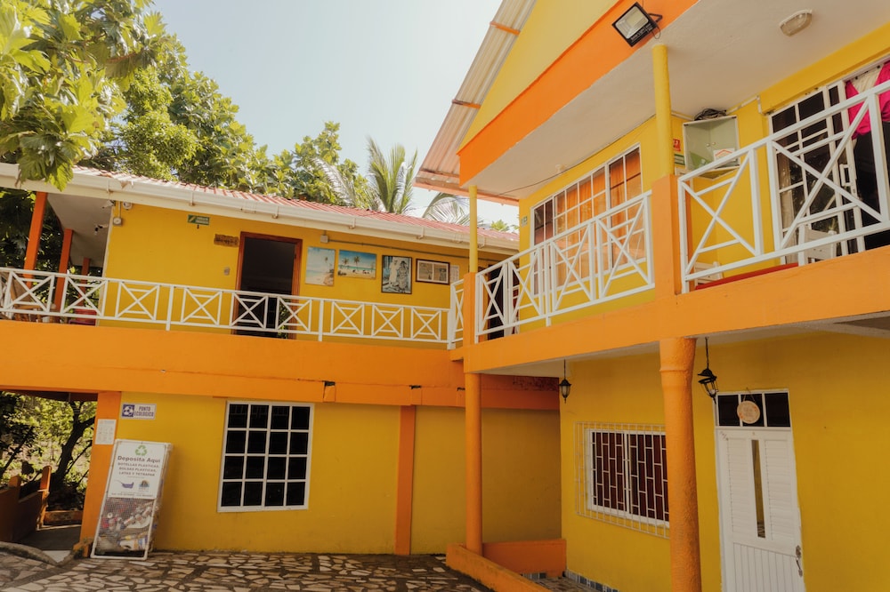 Dermas Inn