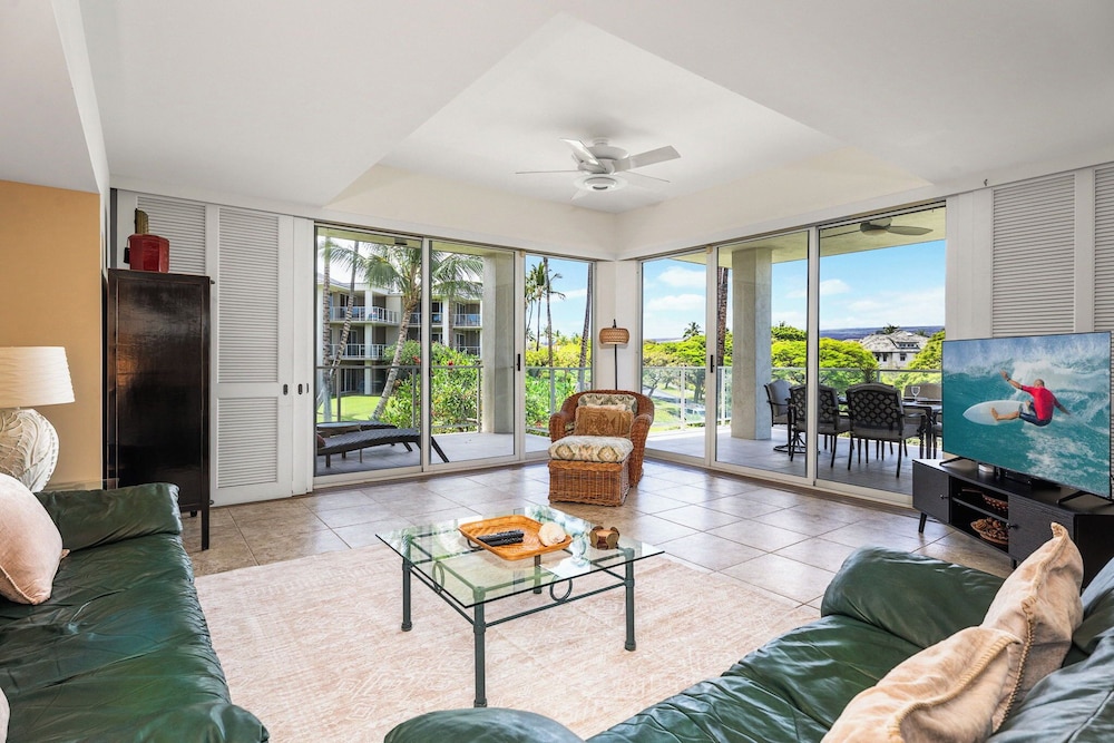 Beautiful Mountain View - Concierge Included - Spacious! - Vrkcv