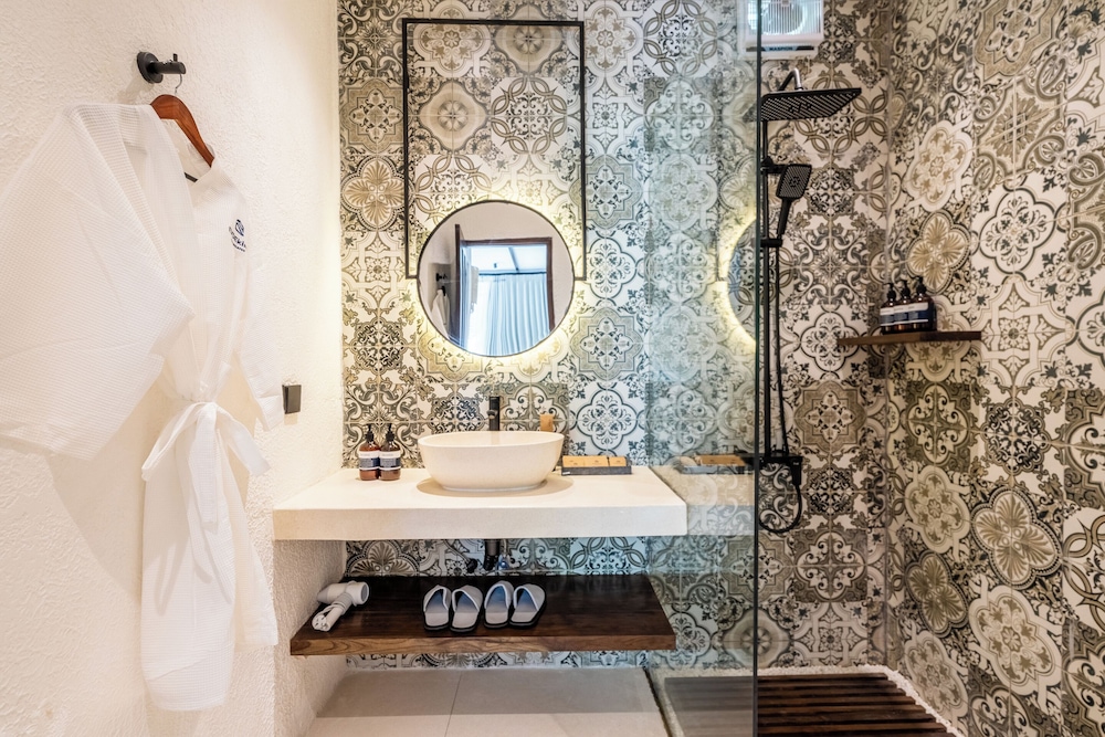 Sacred Jungle by EVDEkimi Ubud – Modern Villas and Apartments with Kitchens, Pools, & Personalized Concierge Service