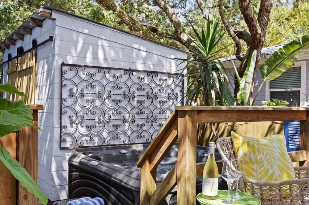 Deck Lounge w/ Hot Tub, Fire Pit, & Garage Game Room Hidden Grove by Avantstay