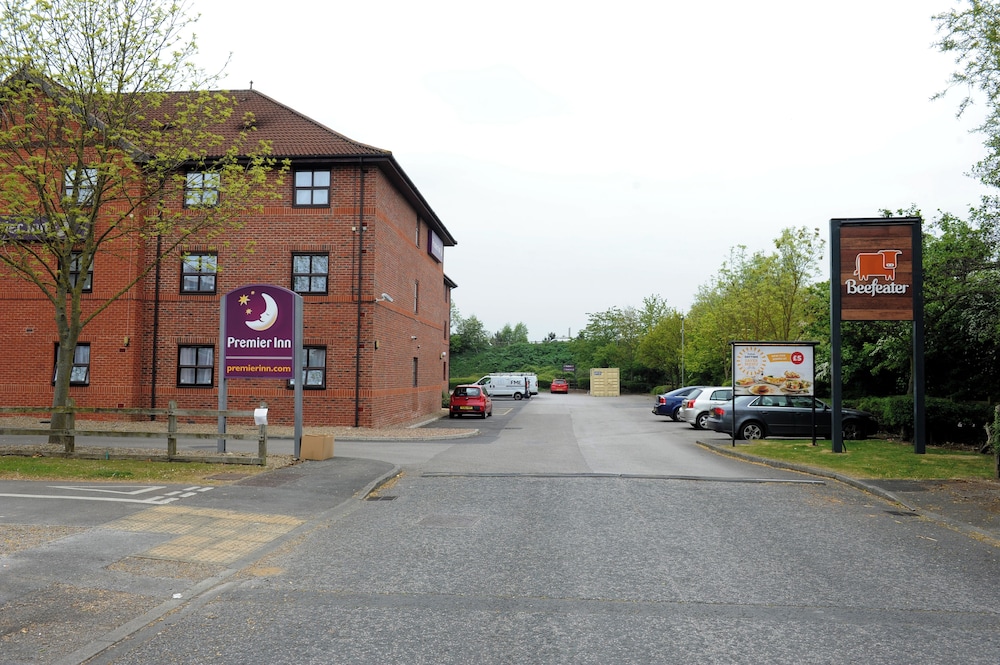 Premier Inn York North West — photo 8