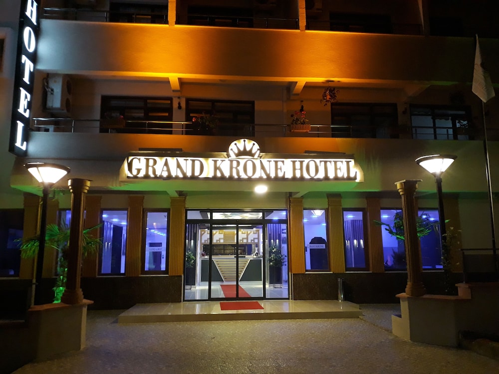 Hotel Grand Krone Hotel - Image 1