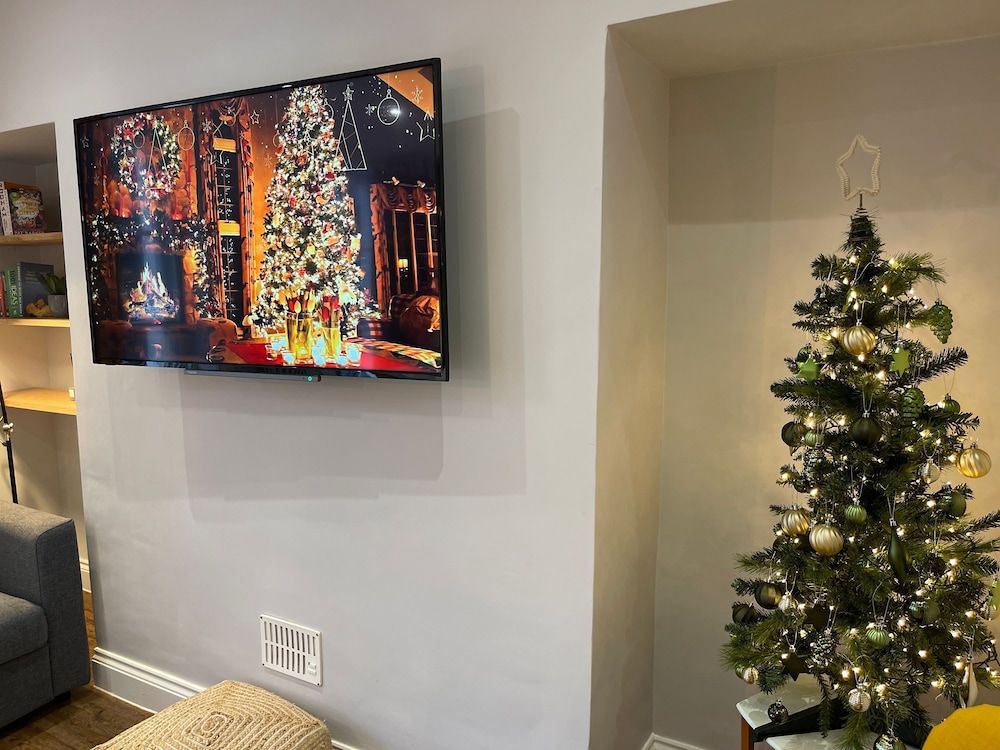 Old Town Trinity Apt No 3 By Adliv