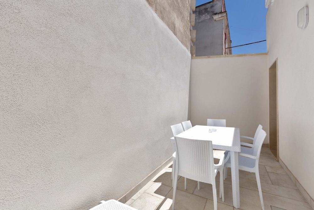 2485 Casa Silvana by Barbarhouse view 5