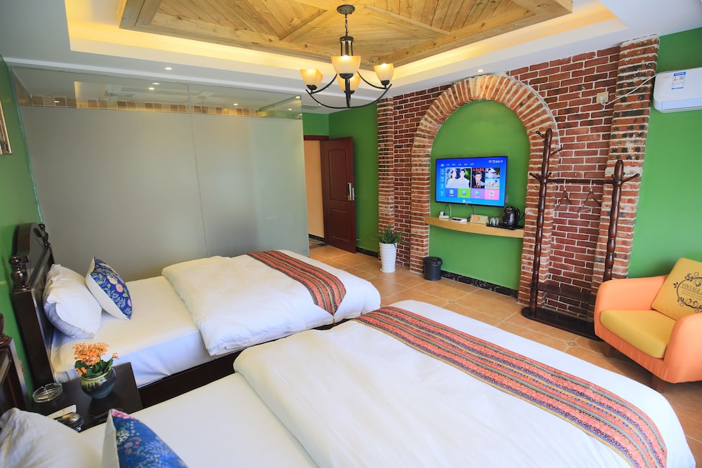 The Time On the Cloud Theme Inn