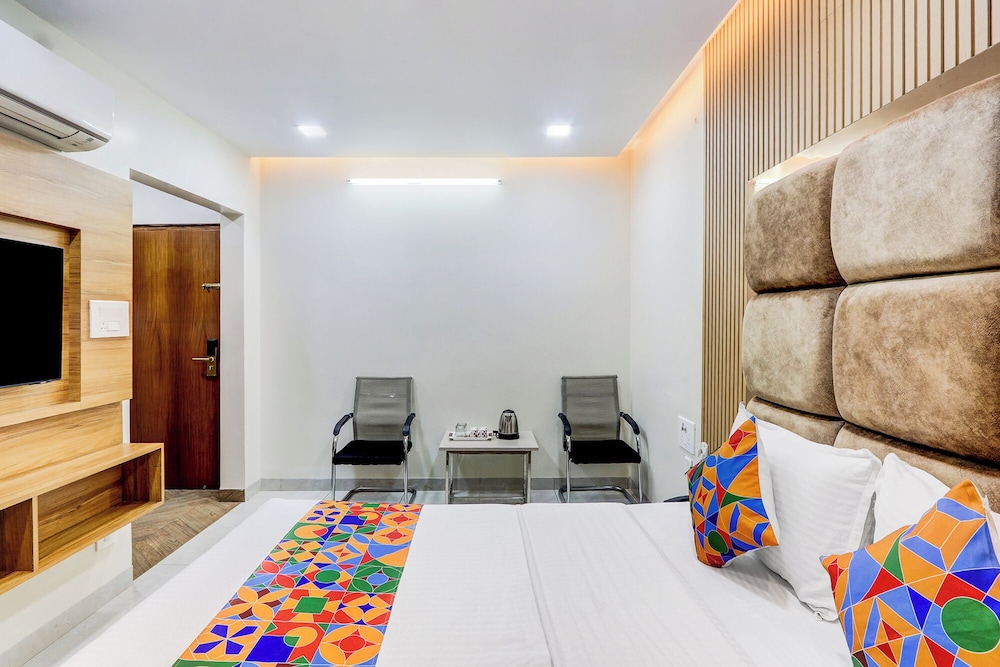 Fabhotel Vishnu Grand