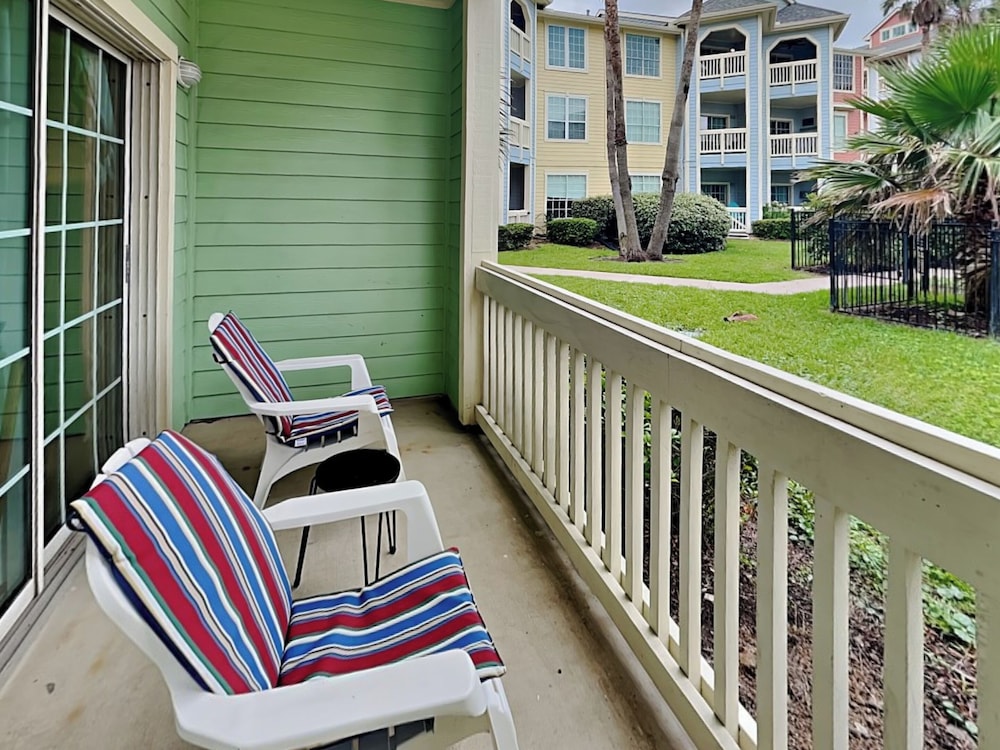 Coastal Cabana by Ryson Vacation Rentals