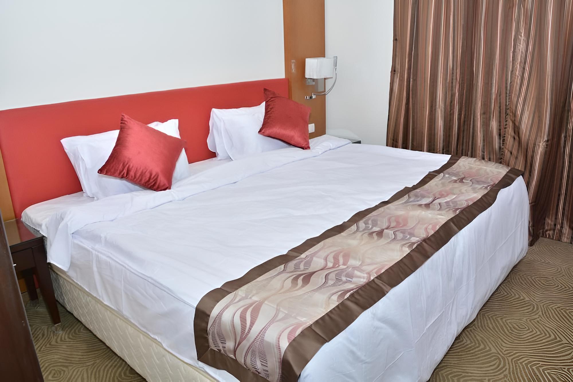 New Lamar Hotel