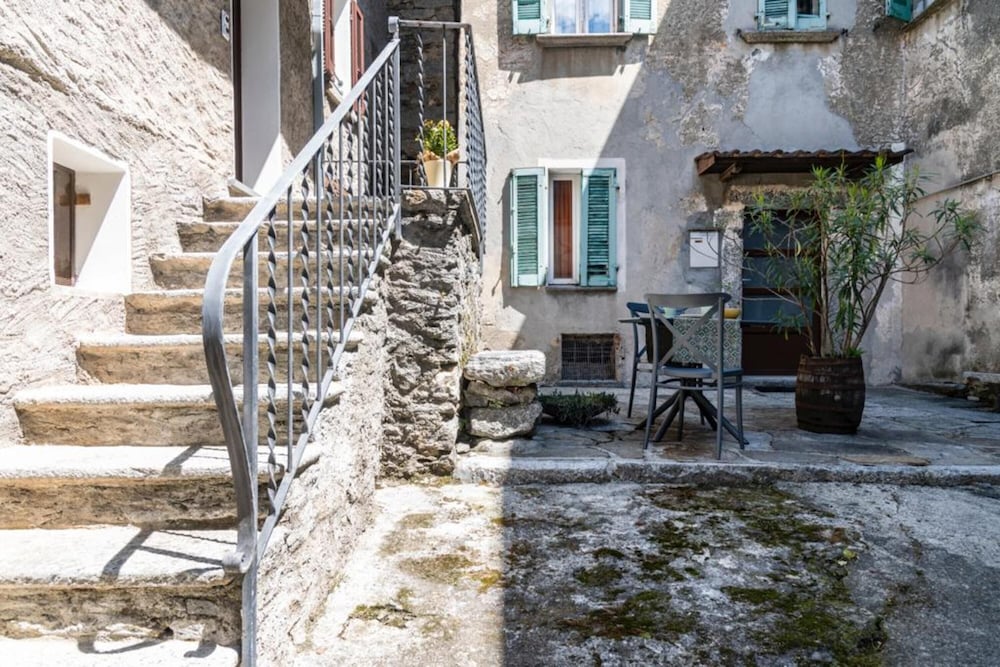 Rustico Porta 1 - Brissago Experience