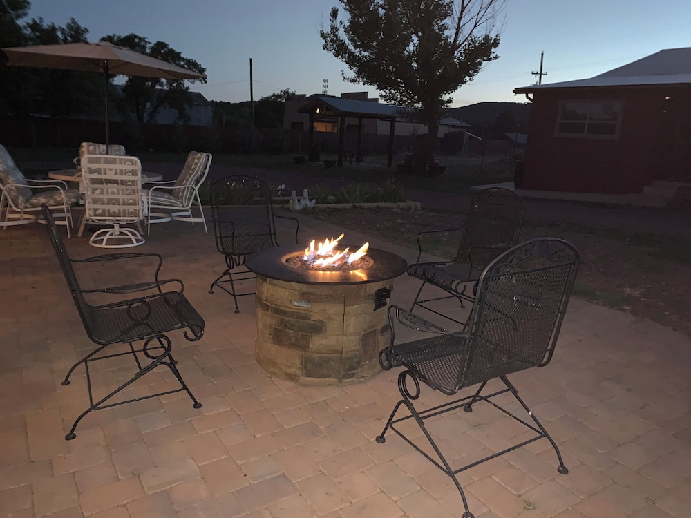Beeline Guest House