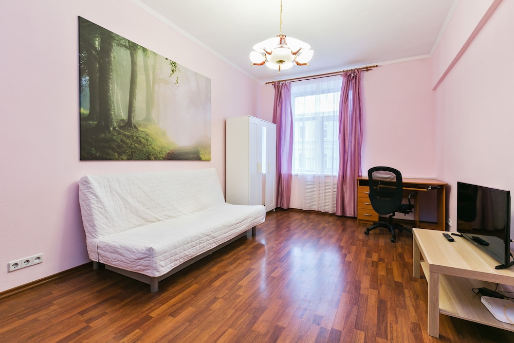 Apartment Nice Mayakovskaya