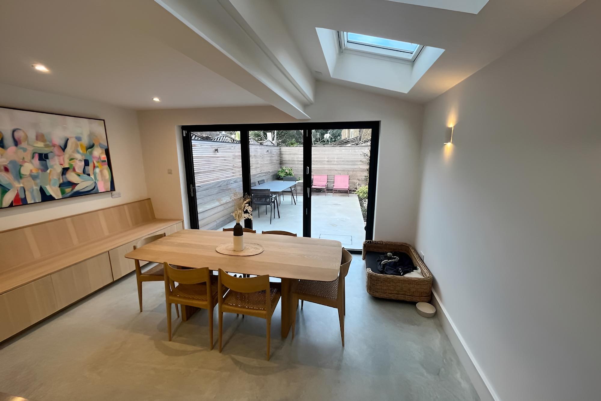 Beautiful Minimalistic 2BD House - Victoria Park