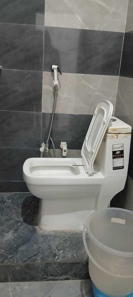 Kanak Hotel & Restaurant