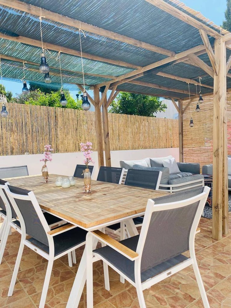 Ibiza Sunshine Hideaway