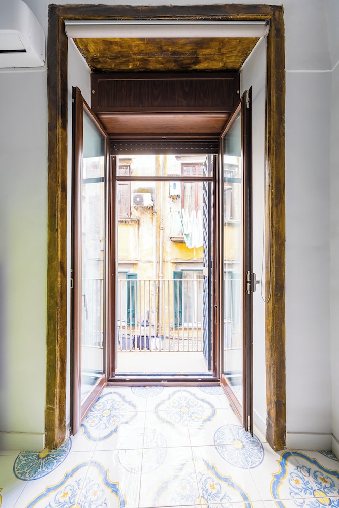 Leticia's Apartment by Wonderful Italy