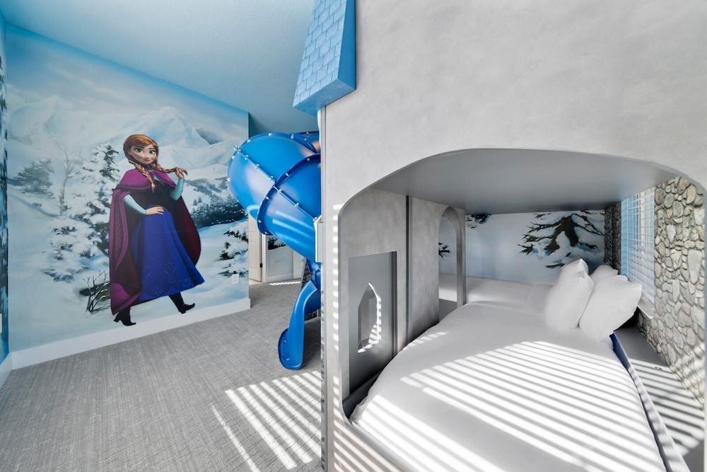 Vor5346aa: 5 Bed, Gamer's Paradise, Pool