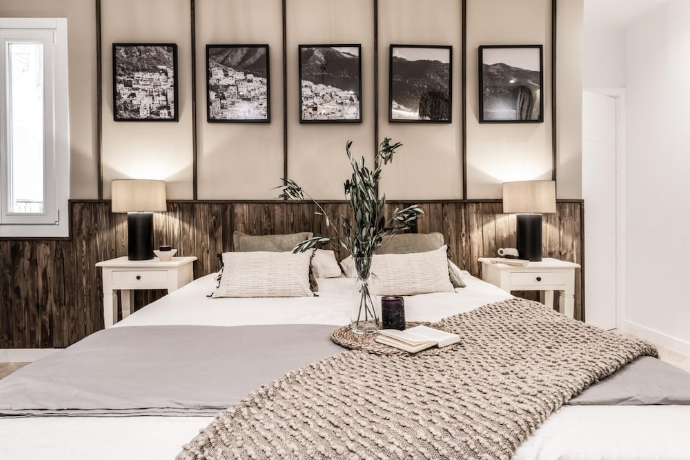 Utrera - 4 Bedrooms in Trafalgar