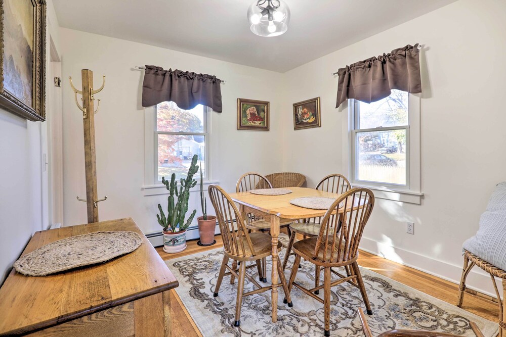 Cozy Historic Wakefield Home Close to Beaches - Property Image 13