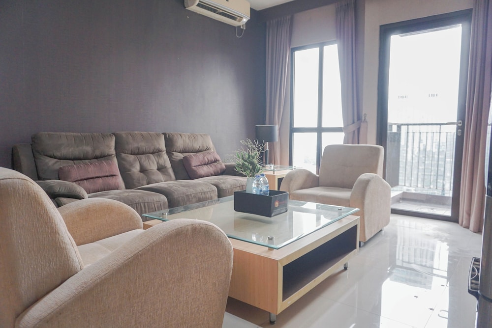 Homey And Nice 2Br At Tamansari Semanggi Apartment