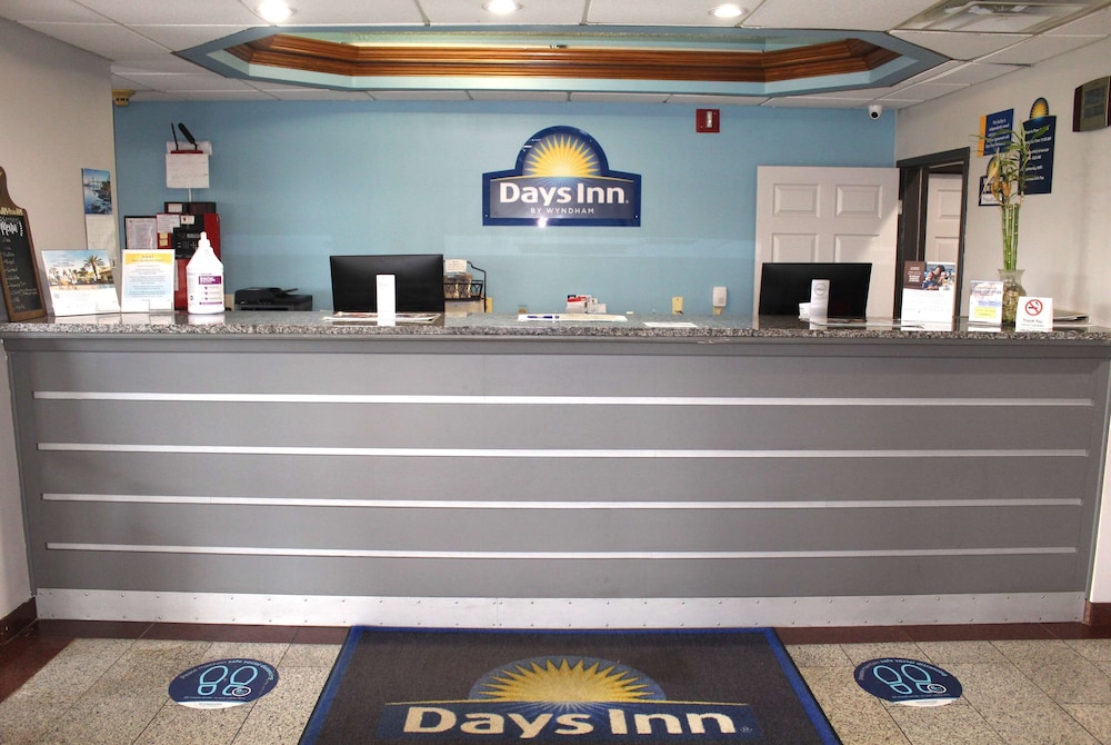 Days Inn by Wyndham Franklin view 2
