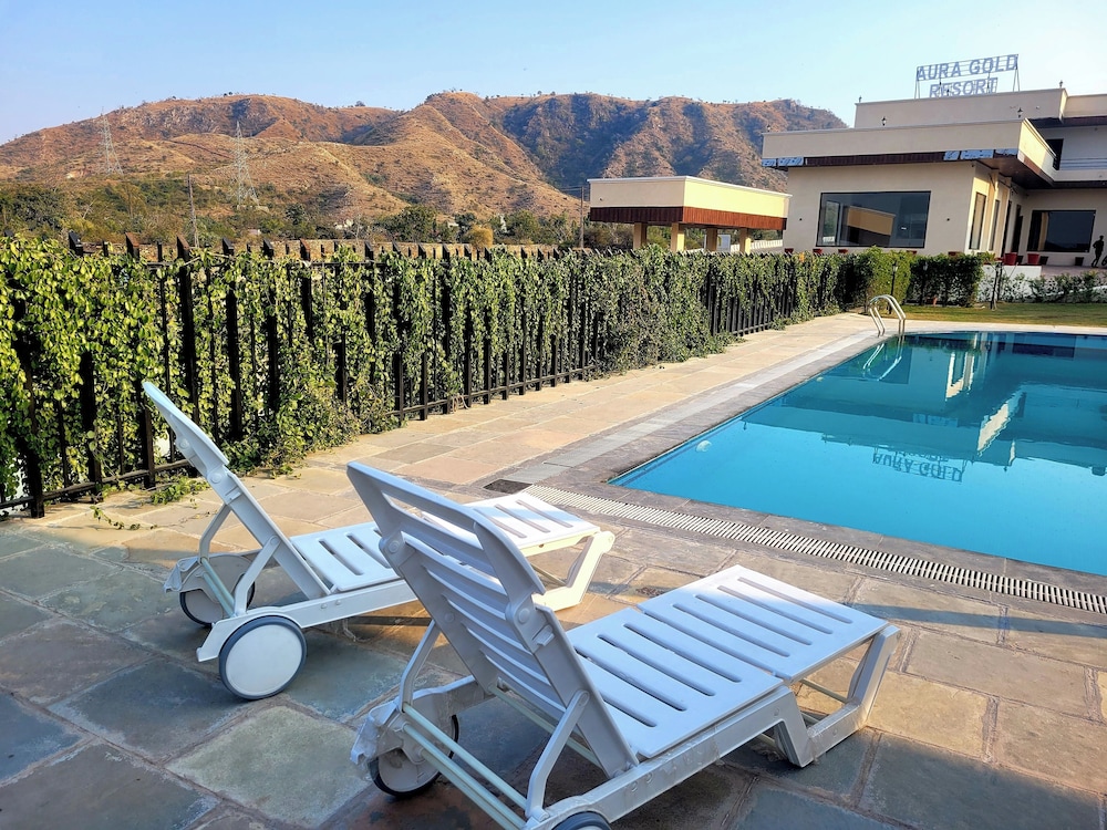 Aura Gold Resort