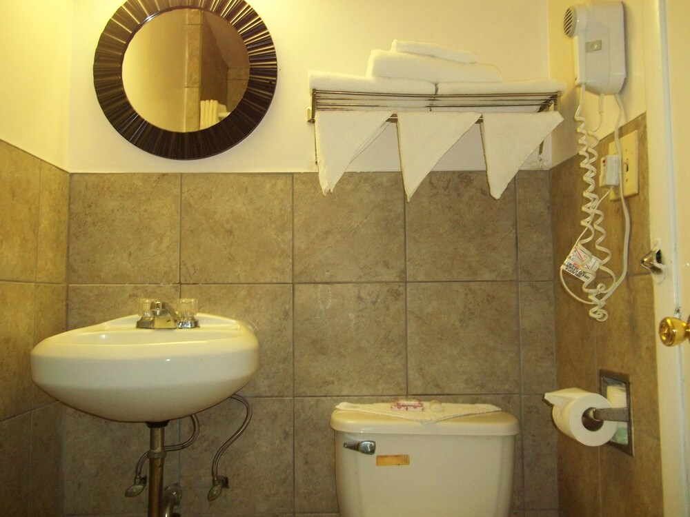 Royal Motel