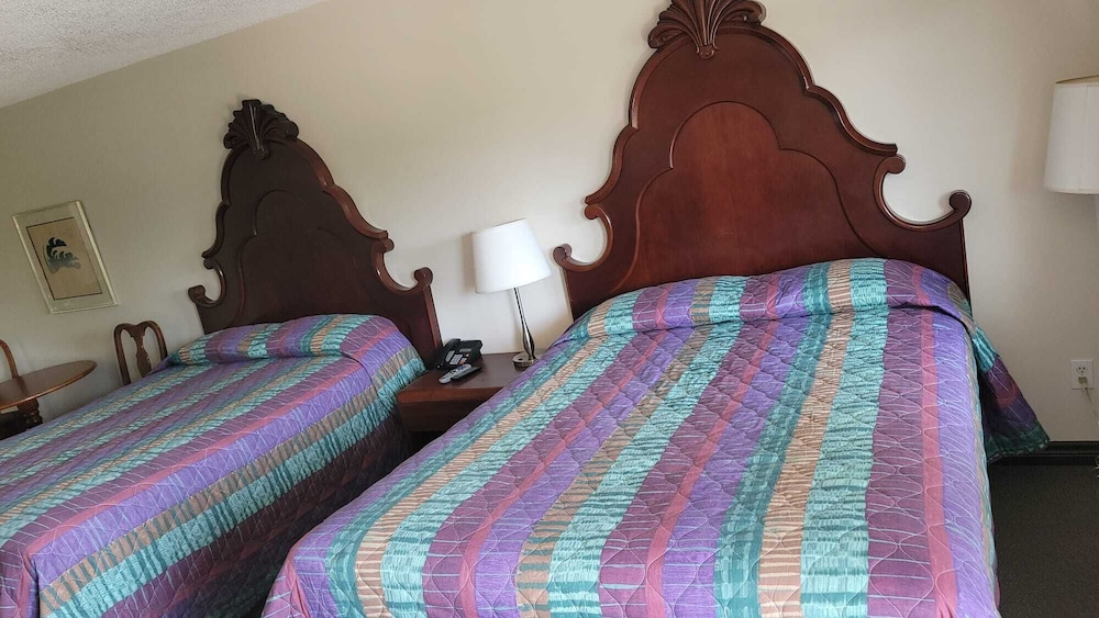 Fenelon Inn