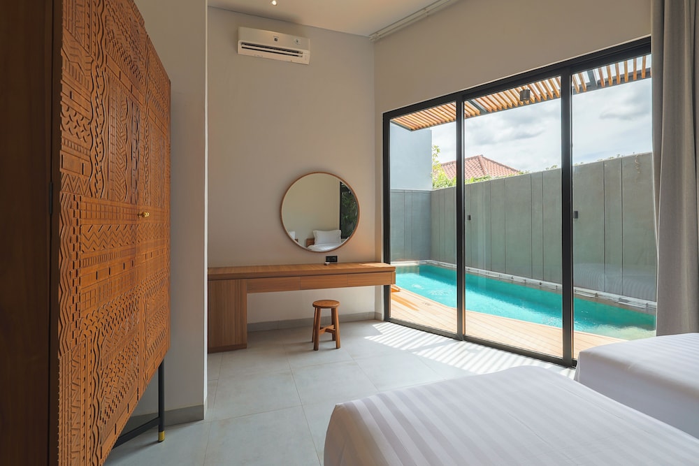 Brand New Modern Villa in Key Seminyak