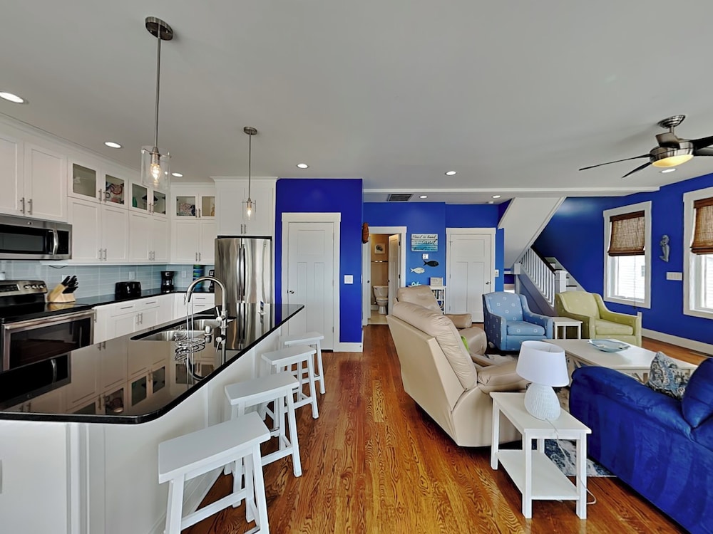 Shore Sounds Fun by Topsail Realty