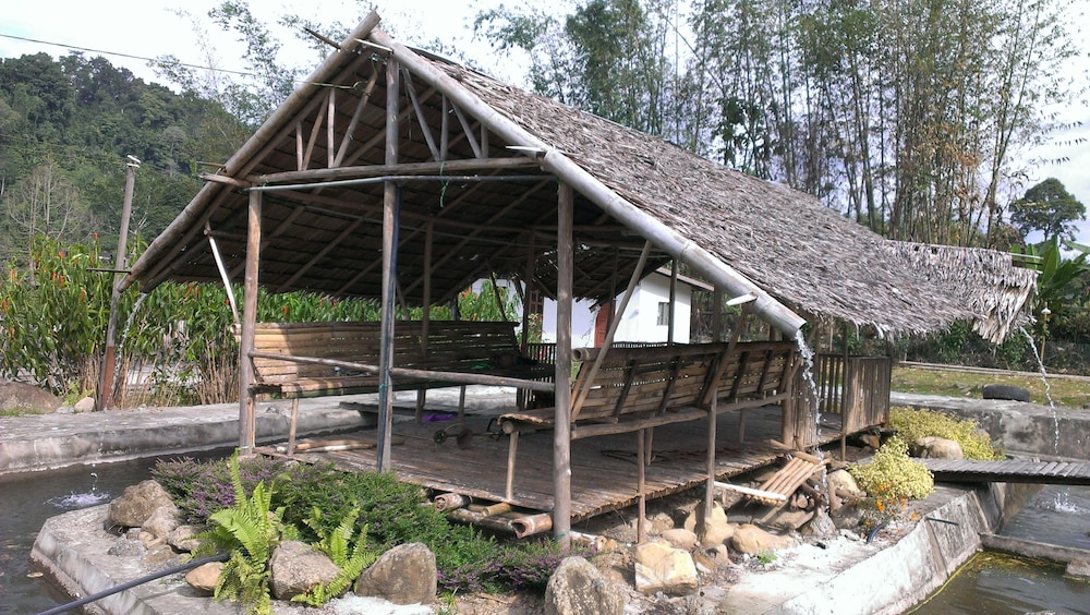 Kinabalu Poring Vacation Lodge - Hostel