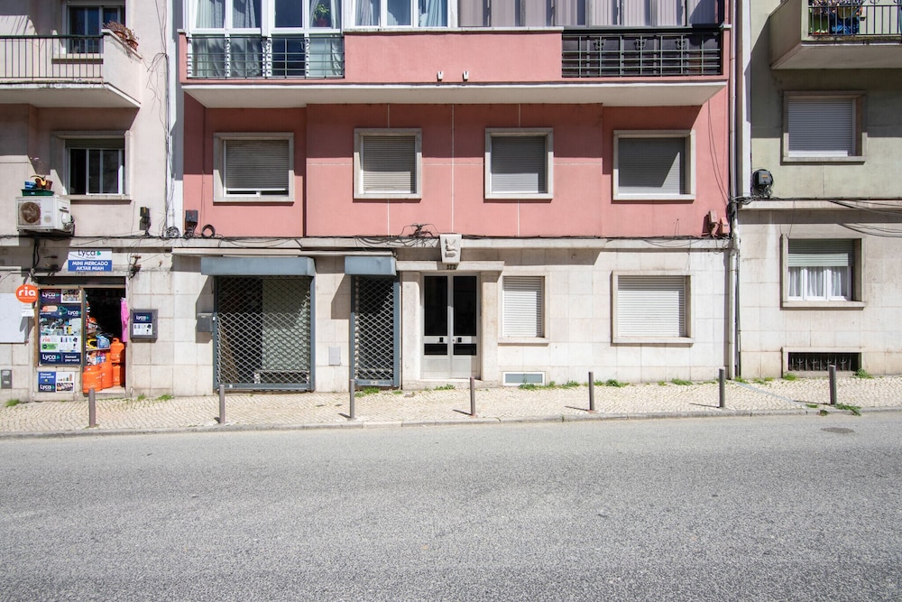 Alameda Typical by Homing