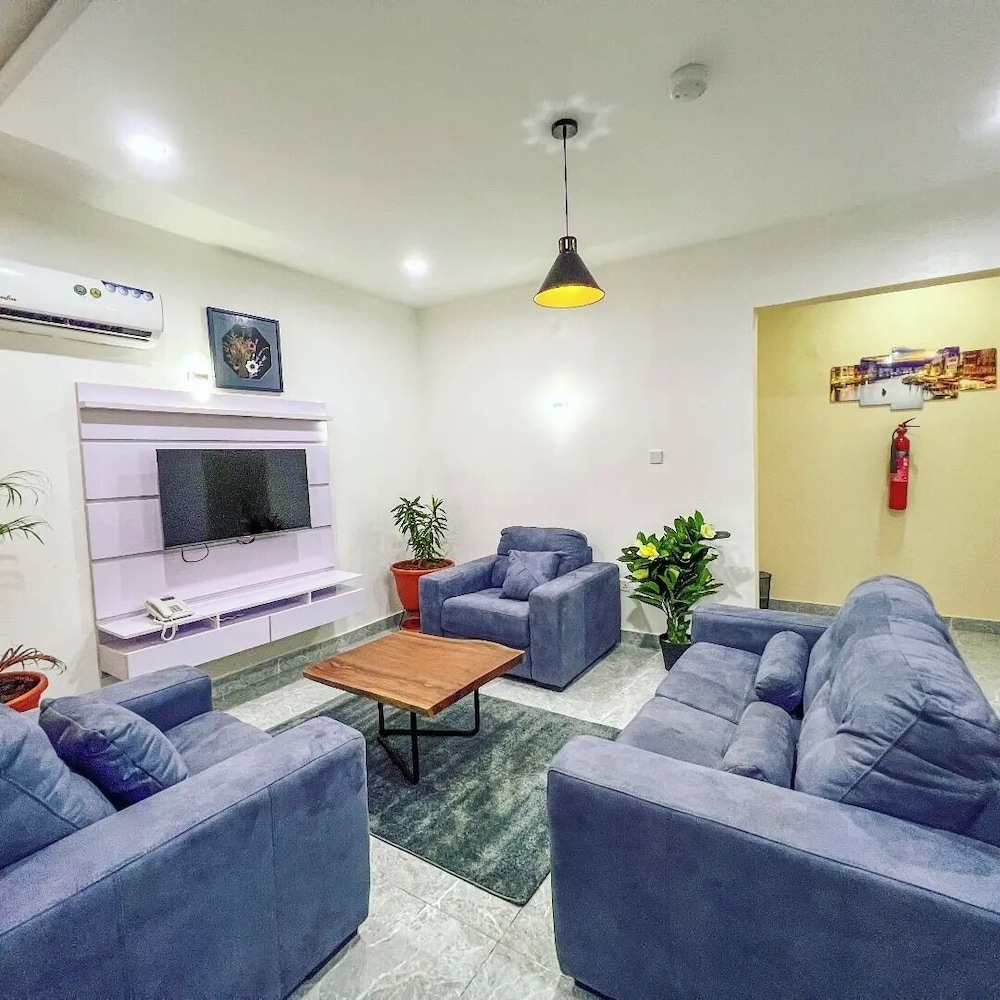 Rock Towers Apartment